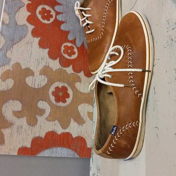 Keds Brown With Cream Colored Stitching - Picture 8 of 12